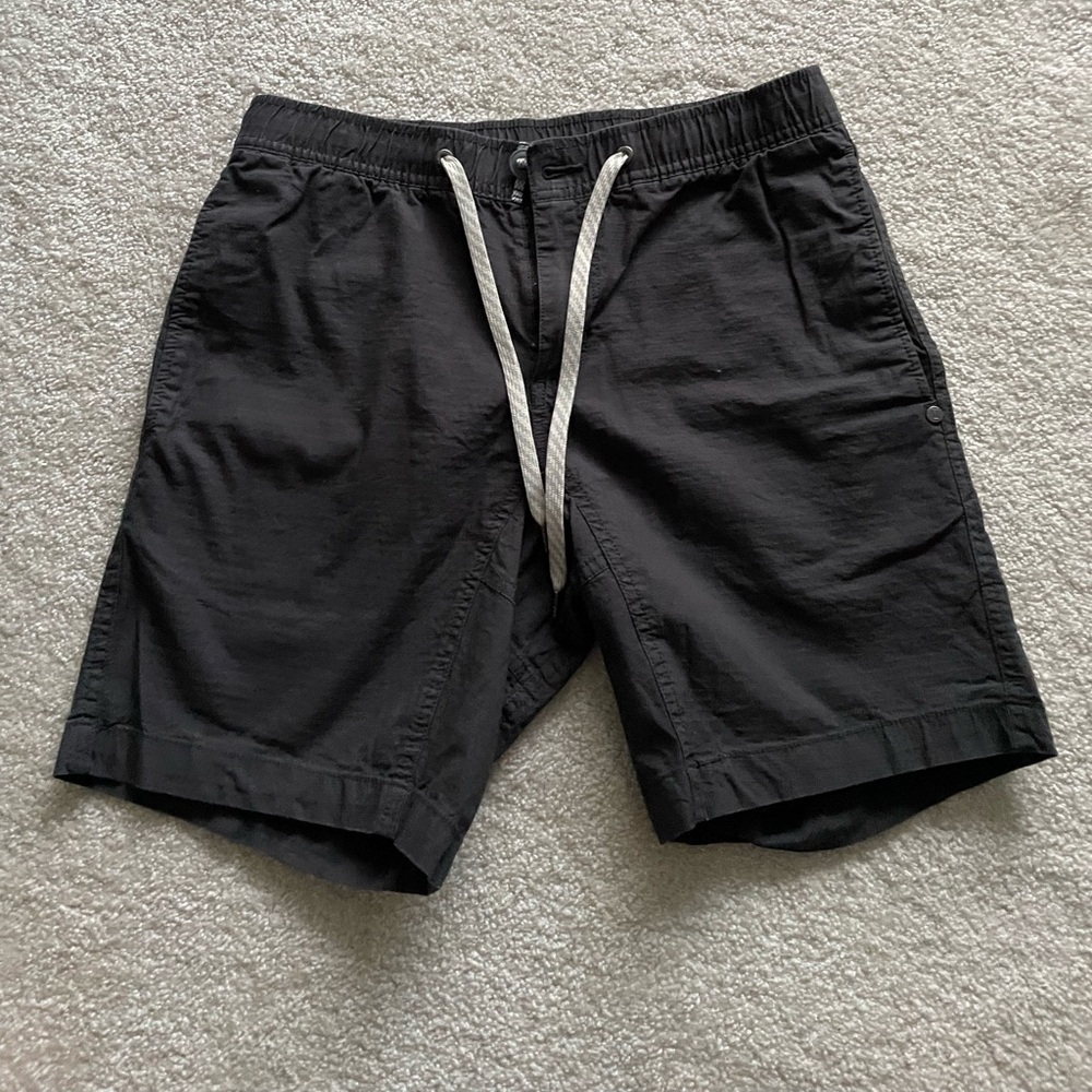 Vuori Black Athletic Drawstring Shorts with White Cord